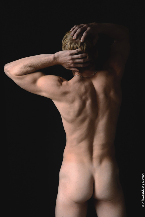 alex-f-photography:  Billet du 07/11/2016 - Adrienwww.alex93.book.frhttps://www.facebook.com/alexandre.ferrari.7589