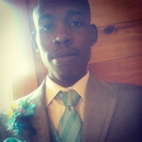 Young Groomsman. Mission Complete.