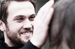 miss-neens: Everyone says this scene was a comeback at RTÜK for being such a ****. Good one tho