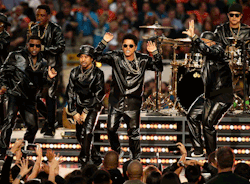 ghettablasta:  Awesome Beyonce and Bruno Mars perform during the Pepsi Super Bowl 50 Halftime Show at Levi’s Stadium on February 7, 2016 in Santa Clara, California    