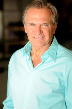 destinfriends:  Super Hot Dr. Andrew Ordon………Whew Baby…..Let’s Get Naked !