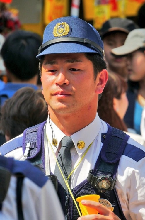 ma2-macho:kime8686:joyse22jpangsana:Japanese Cute Policeman ‍✈️なんでもやってあげる可愛いじゃん
