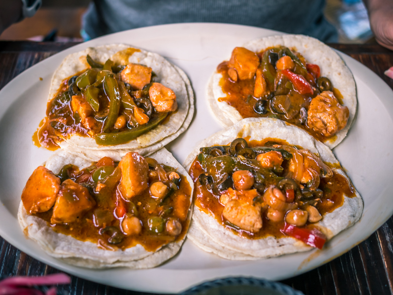 robertawalker:  Tacos at Hangman - San Jose Del Cabo, Mexico 