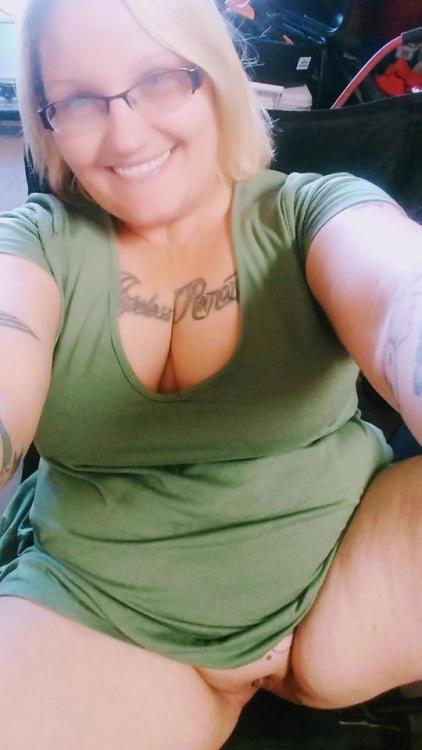 Women and Pics that Turn Me On