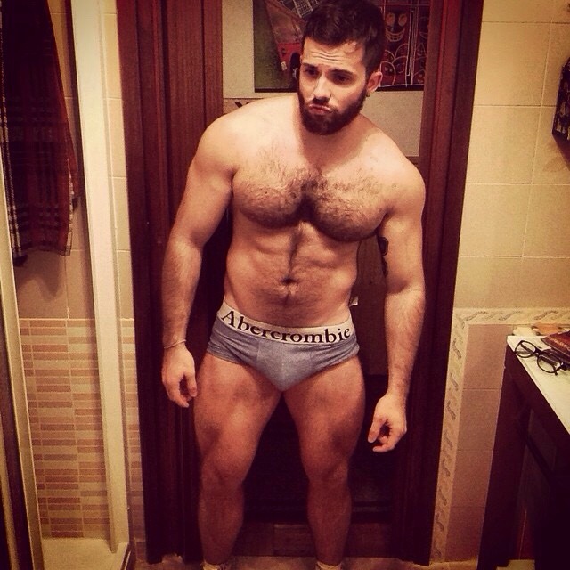 beardburnme:  frandullon86 