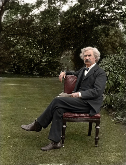 madlori:  heliumtaxihometome:  20 Historic Black and White Photos Colorized  Mmmmm.  Tesla.  I appreciate this because of reasons. But is no one going to mention Einstein’s little ankle-strap grandma-sandals?