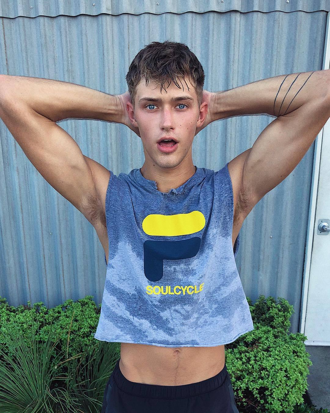 skinny-bi-twink:  thehottestmenaround: Jacob Dooley https://www.instagram.com/jacobdooley/