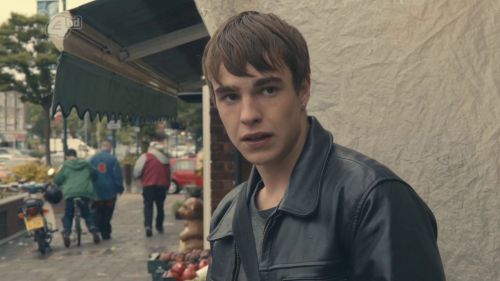 eccentricentricity:  the way he looks at rae…. 
