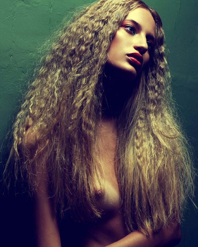 formesdelabeaute:  Loris Kraemerh 