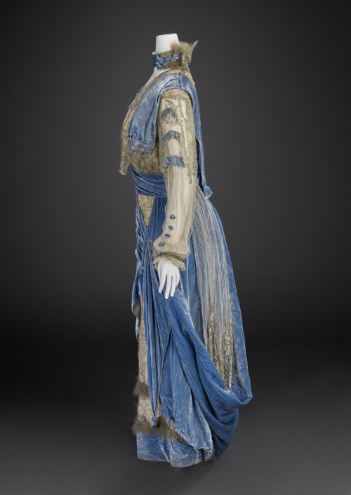 fashionsfromhistory:Afternoon DressGirolamo Giuseffi1910-1914Indianapolis Museum of Art