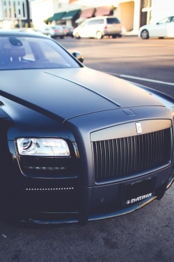 thelavishsociety:  Rolls Royce by Shannon