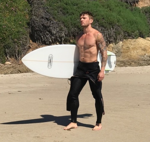 Porn photo vjbrendan:    More Photos From Ryan Phillippe’s