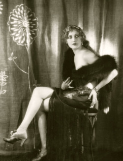  Thelma Todd 