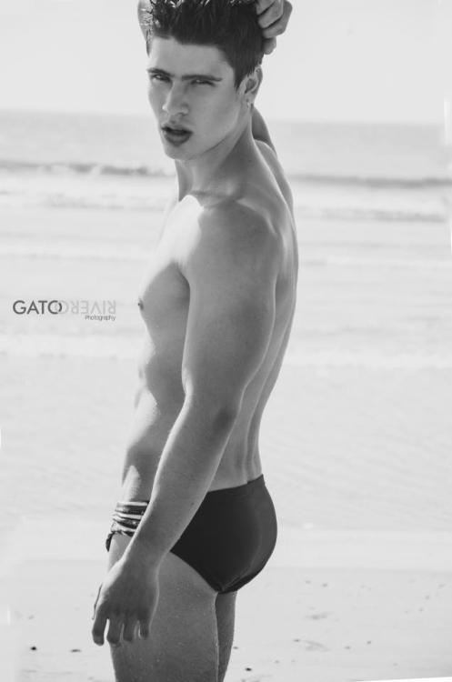 XXX ntnw1:  Steven Henao by Gato Rivero  photo