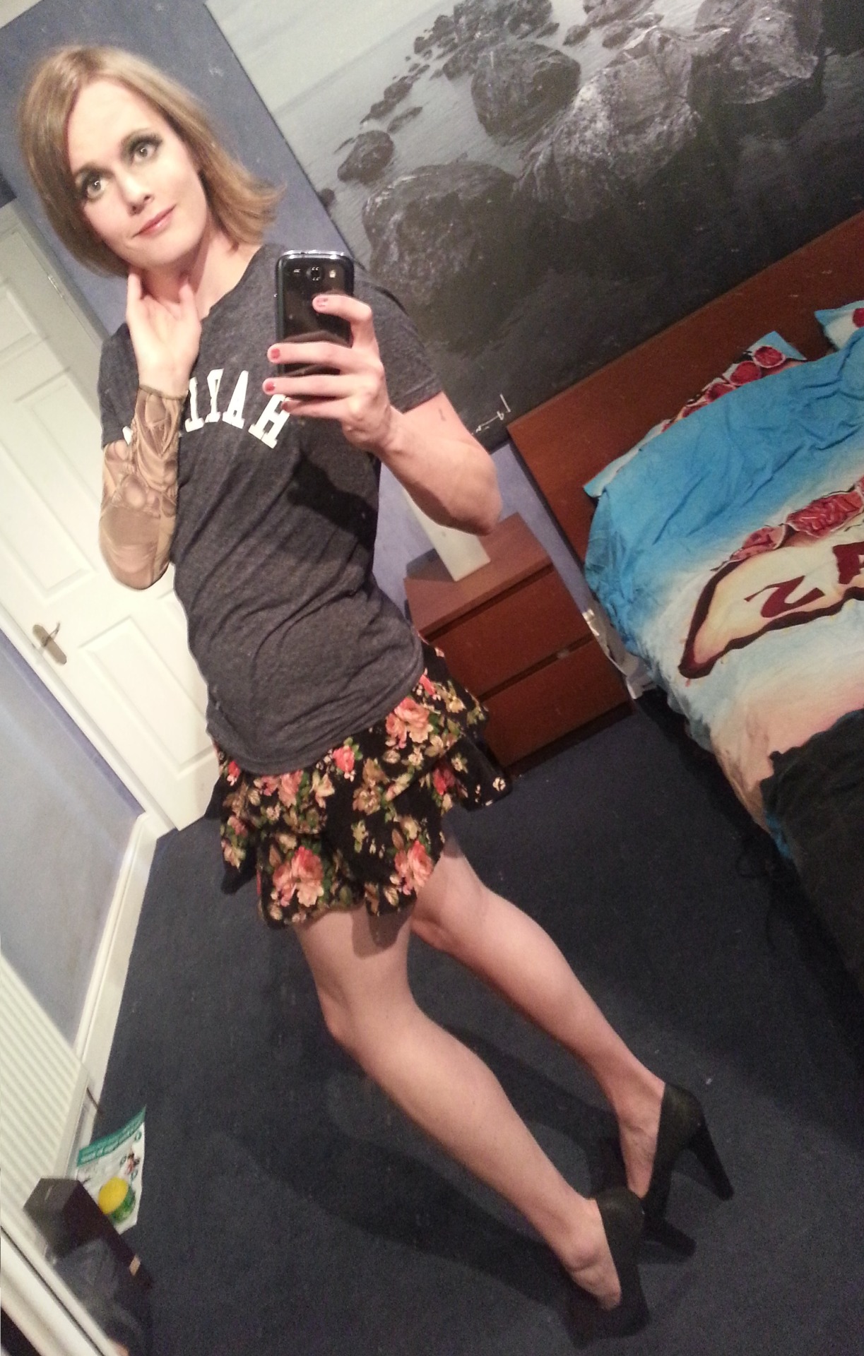 trapdragon:  More casual, less “Holy Sh*tf*ck - I hope I’m in a dream”