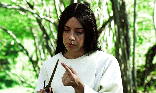 witchinghour:  WITCHES IN FILM: The Craft (1996), Suspiria (2018), Harry Potter (2001