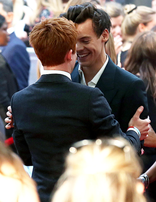 harrystylesdaily: Harry Styles &amp; Tom Glynn-Carney at the ‘Dunkirk’ World Premier
