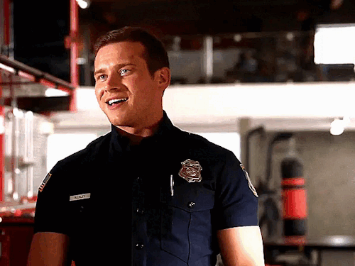 EVAN "BUCK" BUCKLEY 9-1-1 (2018) 6.01