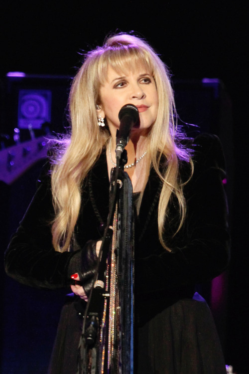 crystallineknowledge:Fleetwood Mac Live, Madison Square Garden - April 8, 2013.