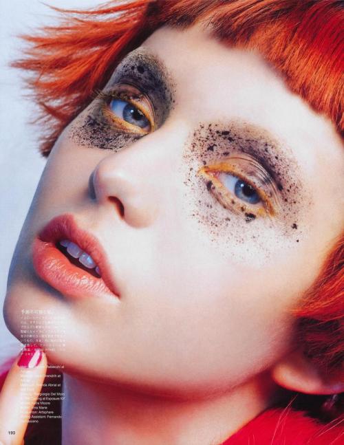revorish: VOGUE Japan  “A Playground of Color” feat. Katherine Moore by Sophie Delaporte with makeup by Alice Ghendrih x the June 2016 Issue of Vogue Japan  Hair by Alessandro Rebecchi 