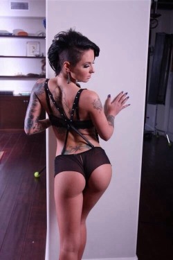 theperfectladies:  Christy Mack