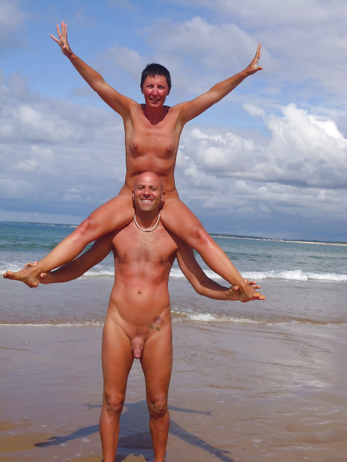 thebestmilfandgilfgalleries:  More Mature in HD  excellent shot