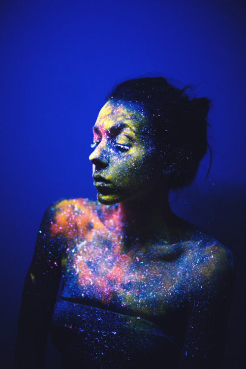 opticallyaroused:We Are All Made of Stars: Gorgeous Black Light Photography_________“The nitro