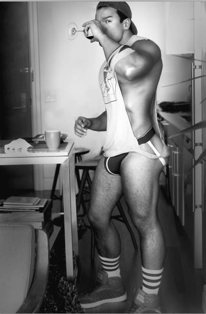 ultimate-men:  FOLLOW ULTIMATE MEN! http://ultimate-men.tumblr.com Twitter @TheUltimateMen 