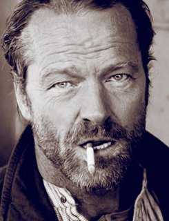 pinkmand:50 people who are invited to the party in my pants (in no particular order)23  →  Iain Glen