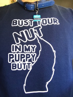 pup-tucker:  Mmhmm! Another new T-Shirt