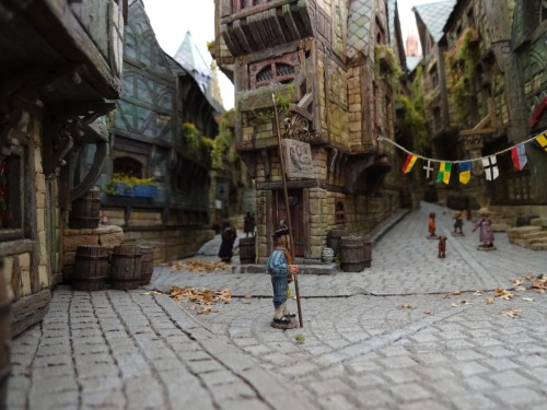 thestonecuttersguild: Gripenhem from street level, 2016