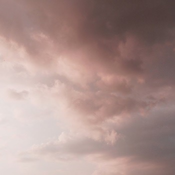 lavendervalar:  D299/365 // May 25credit🌙 (pls don’t delete) Tornado in my heartBrings
