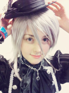 karitasxeir:  Hat: triple fortune Hat accessories: paris kids & official kuroshitsuji merchandise pin Wig: priscilla.. i think Necklace: glitter Bracelet: no idea Jabot: putumayo Shirt: thrift Pantssuit: alice and the pirates Socks: angelic pretty