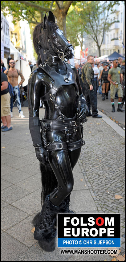 nighty-horse:   Well, past weekend was a blast. Attended the Folsom Europe Street