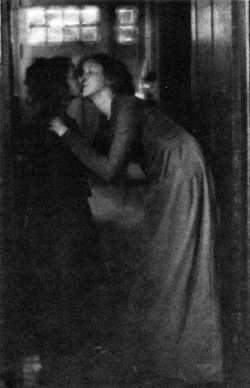 kvetchlandia:  Clarence Hudson White      The Kiss       1904