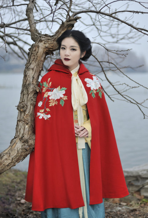 ziseviolet:清辉阁/Qinghuige hanfu (han chinese clothing) collections, part 10 - winter cloaks