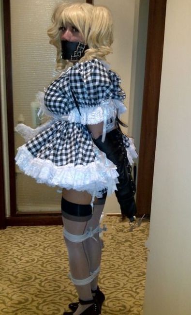 fedomsissy:  http://fedomsissy.tumblr.com/archive 
