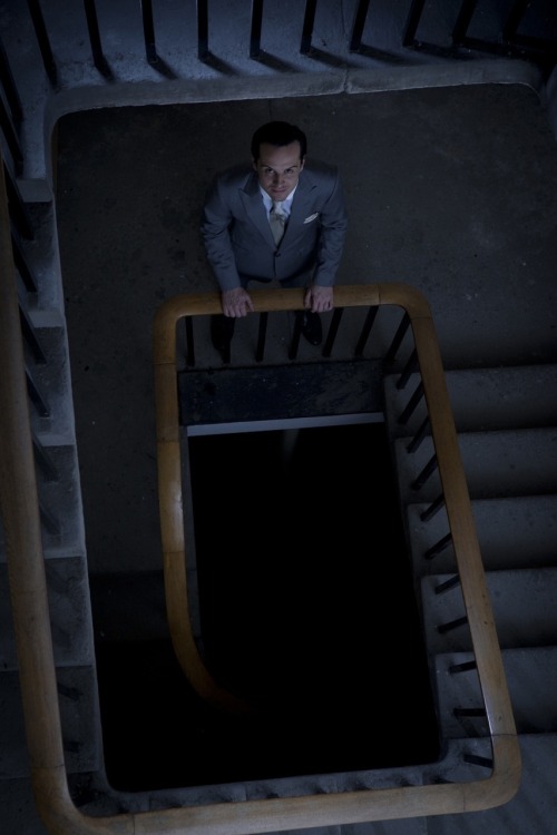 nixxie-fic:Season 2 Promo Pictures - Andrew Scott as Jim Moriarty from BBC Sherlock -  SHQ Clic