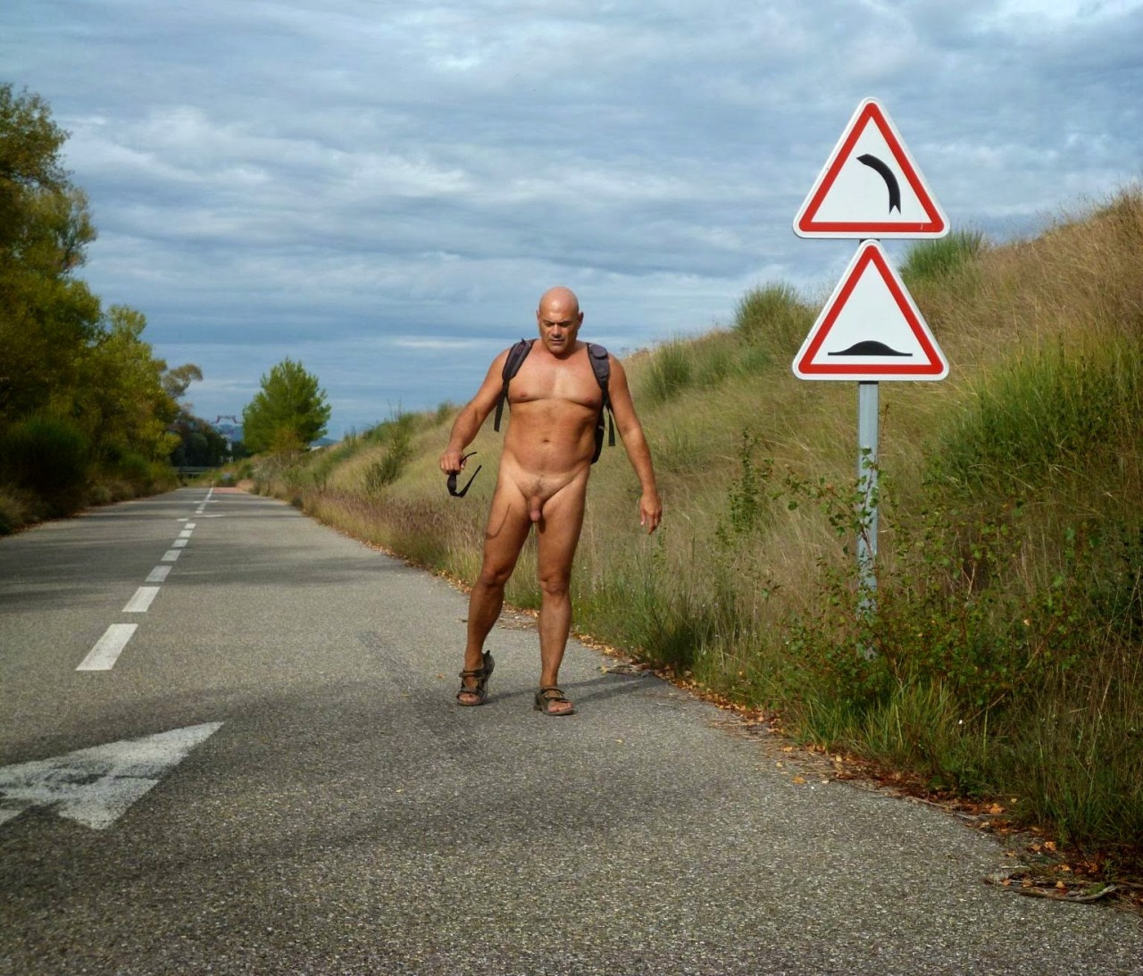 Nudist Guys Only