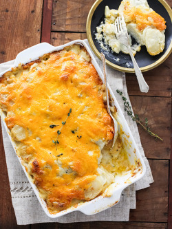 craving-nomz:  Cheesy Scalloped Potatoes