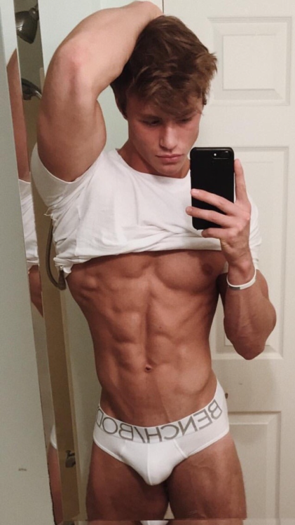 bucketofcockporn: So fuckin sexy. I want to wake up next to him all bed headed  Hot young stud!
