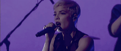 silveragrent:  Halsey performing New Americana on The Late Show with Stephen Colbert, Oct. 9 2015 ( 