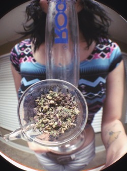 tripindicularbabe:Bong bowls and fish eye for days ✨