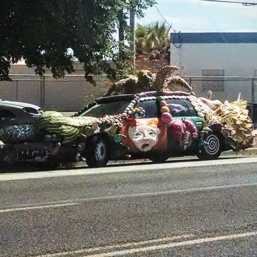 Someone involved in planning the Grand Avenue Festival in #dtphx arrived in this art car … just a hint of what’s in store on Nov. 14!