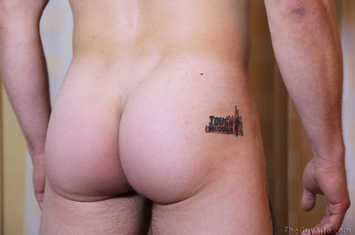 manrumpsxxx:  Follow Me For The Sexiest Rumps On Tumblr