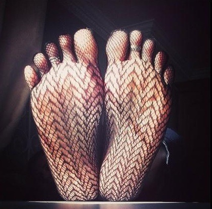 serbianfootfetish:  Black lace toe socks guys  <3