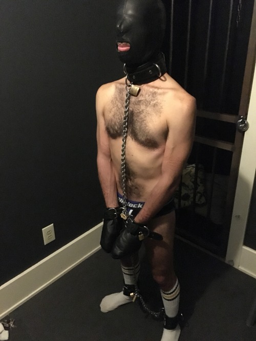 seabondagesadist:A delightfully fun boy came to visit me for his first bondage experience. Five poin