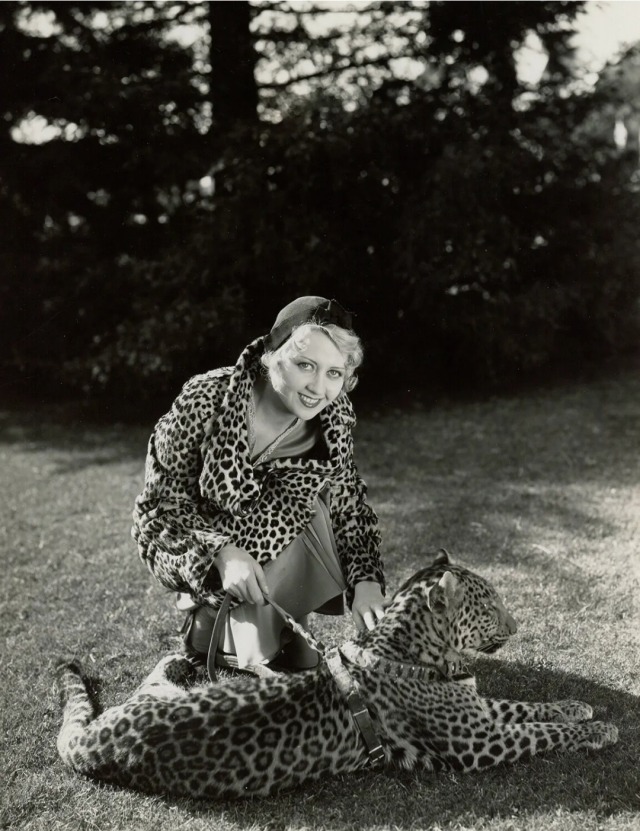 Joan Blondell (1931)