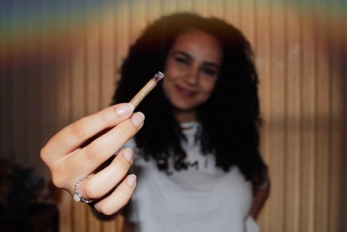 abbydoja:Smoke with me