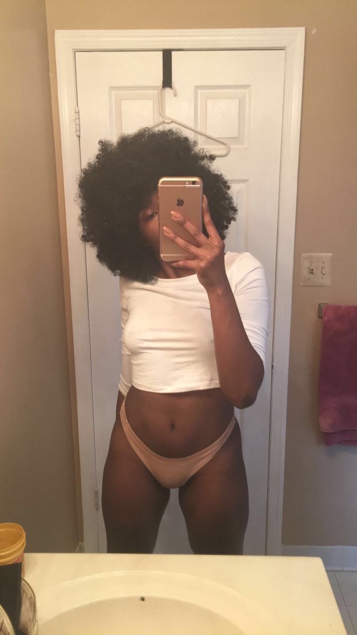 uhohnova:  I love my chocolate self..